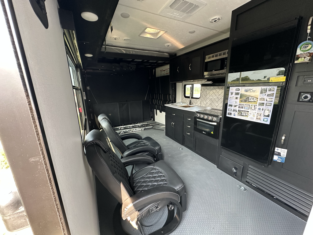 2024_WORKANDPLAY_27KB