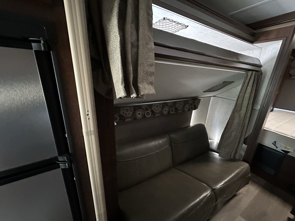 2017 Forester m-3171ds ford e450 6.8 liter specs