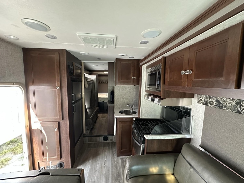 2017 Forester m-3171ds ford e450 6.8 liter specs