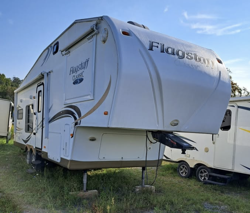 2011 FOREST RIVER flagstaff classic flf8528rkws